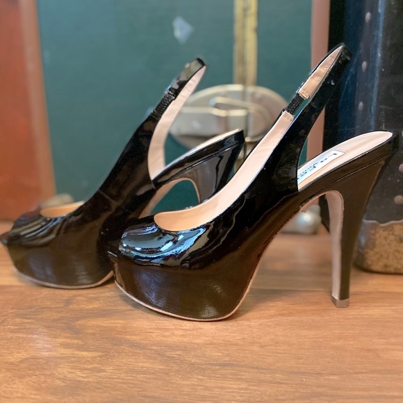 LaFenice Venezia Black Stilletos - Picture 1 of 7